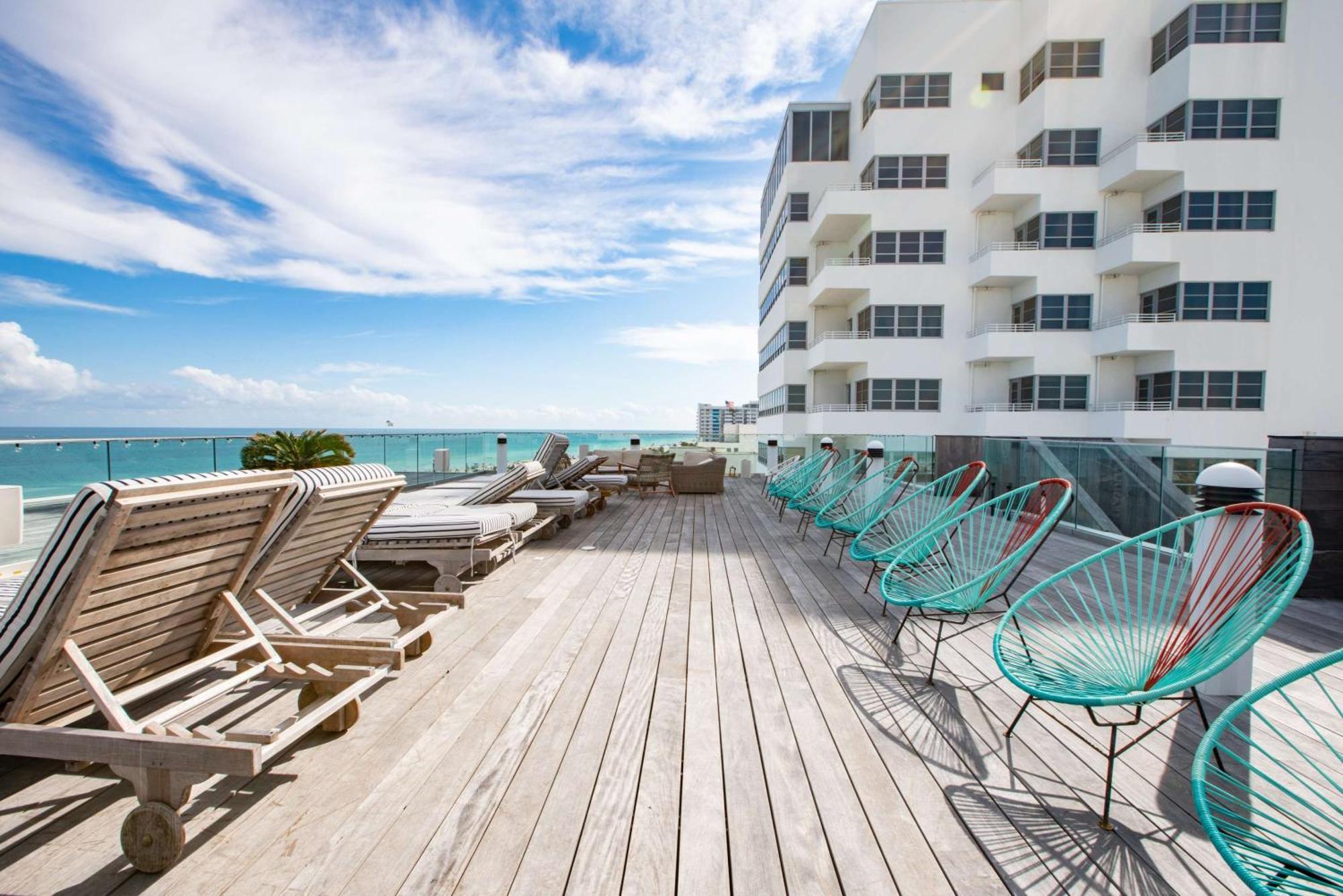 Nautilus Sonesta Маямі-Біч Екстер'єр фото Rooftop pool at the SLS Brickell